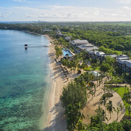 Le Meridien Ile Maurice Pointe aux Piments Eksteriør bilde Aerial view of the beach at Sandals South Coast