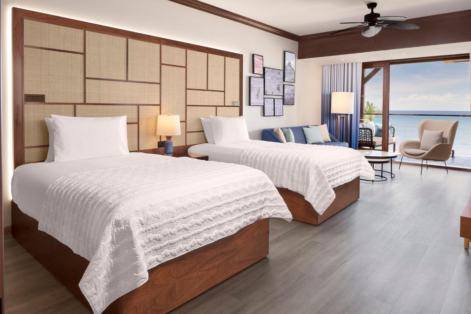 Le Meridien Ile Maurice Pointe aux Piments Eksteriør bilde A guest room at the Westin Nanuk Anchorage