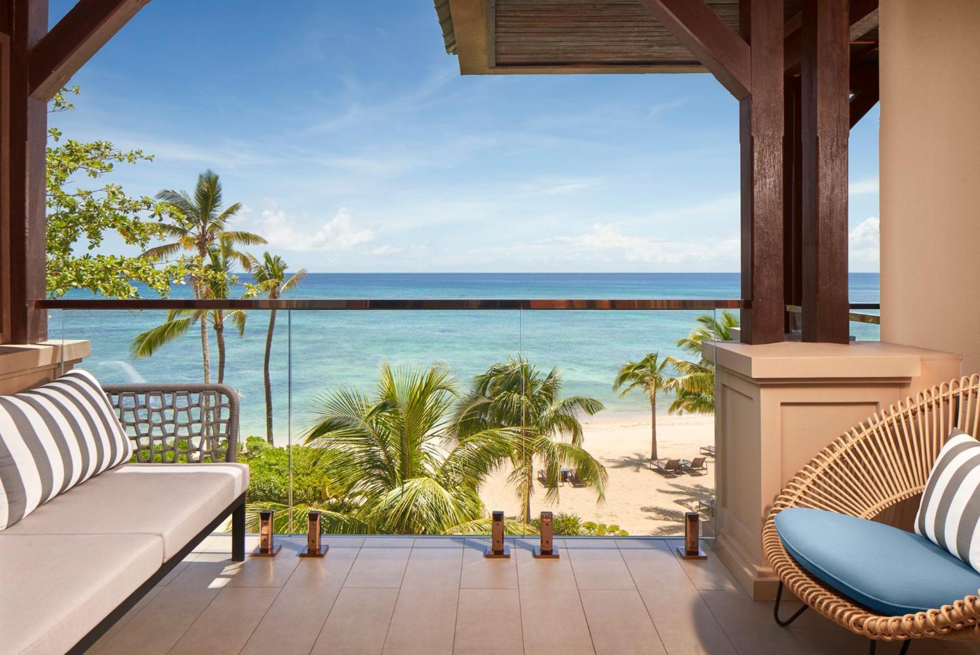 Le Meridien Ile Maurice Pointe aux Piments Eksteriør bilde View from a guest room at the Hilton Maldives Iru Malli